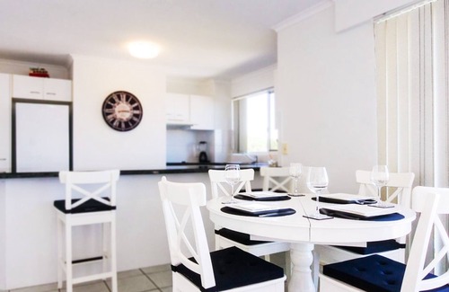 Golden Beach Apartment | Explorer Cove Unit 6, 31 Kennedy Pde