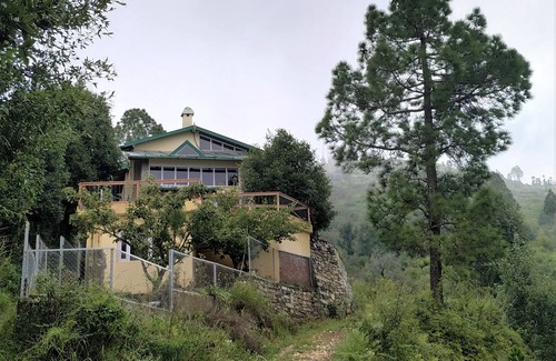 Kaul Ski Chalet | Exquisite Chalet in Hartola, Uttarakhand