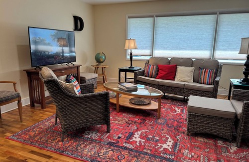 Dayton House | Exquisite Home: Stay here for more value, comfort and Fun