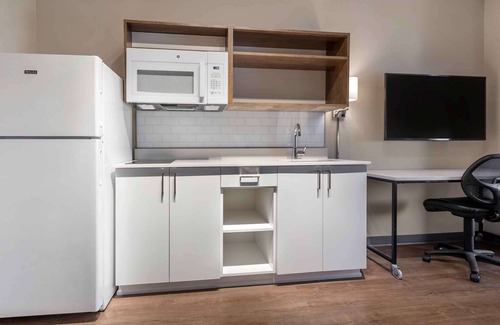 Southeast Colorado Springs Hotel | Extended Stay America Premier Suites - Colorado Springs - South