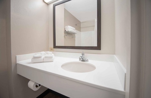 Kearny Mesa Hotel | Extended Stay America Suites San Diego Mission Valley Stadium