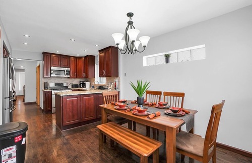 Forestview House | Extended Stay- Chicago FHS Rental - W 64th St