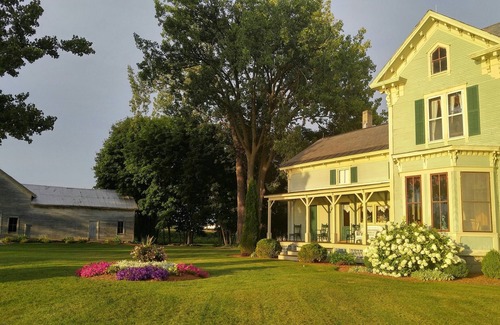 Moriah Center House | Extraordinary Victorian home on Lake Champlain