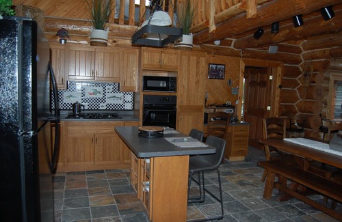 Champion Cabin | EXTREME RETREAT WITH PRIVATE LAKE AND MILES OF GROOMED TRAILS, SPECTACULAR VIEWS