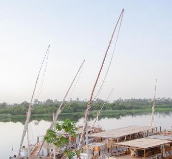 Luxor Hotel | Eyaru Palace Nile View