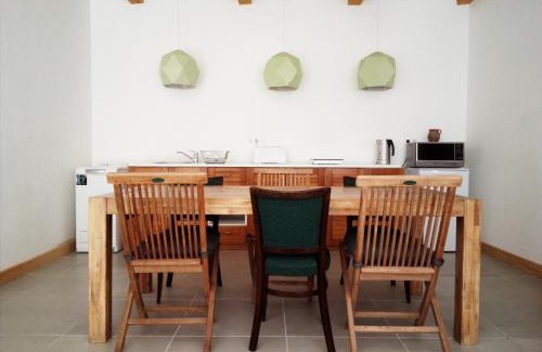 Erdobenye Apartment | Füveskert