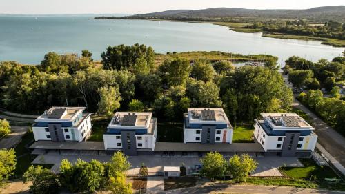 Balatonfuzfo Apartment | Fűzliget2- Skiff