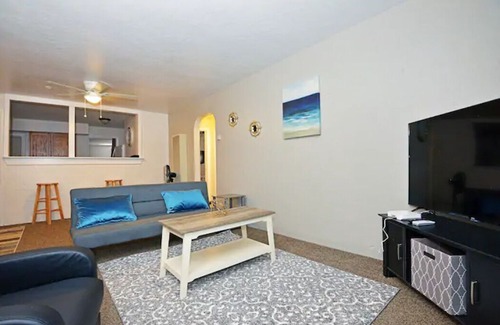 Carlsbad House | (F2) Enchanted Getaway ☀ Near River & Caverns❣