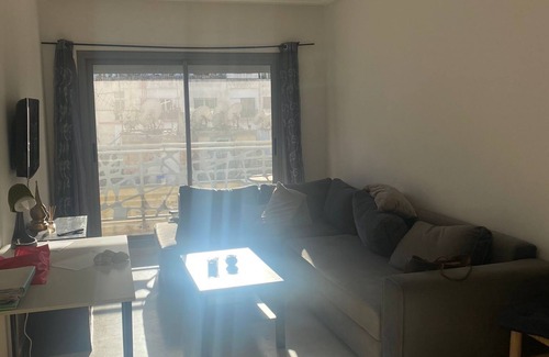 Gauthier Apartment | F2 Meubler Quartier Gauthier 4 eme Étage Avec Balcon . Appartement top