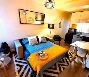 Enghien-les-Bains Apartment | F2 Moderne Confort, Hyper Centre