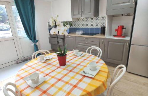 Poissy Apartment | F2 Parking privé, Wi-Fi Netflix