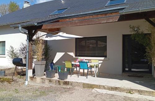 Salles-Curan Apartment | F3 cozy & confortable chez Alex et Flo