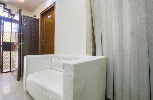 East of Kailash Hotel | Fabexpress Jpm Harshdeep