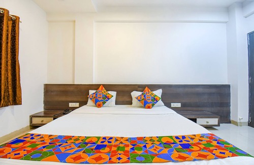 Talegaon Dabhade Hotel | Fabexpress Paradise Stay Inn