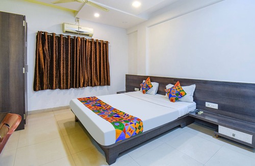Talegaon Dabhade Hotel | Fabexpress Paradise Stay Inn