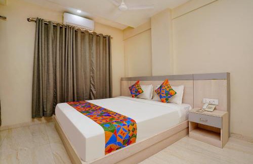 Bhiwandi Hotel | FabHotel Bhiwandi Palace