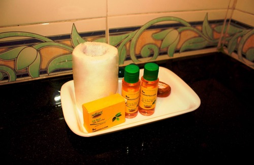 Thergaon Hotel | Fabhotel Seven Elite