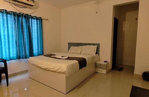 Thergaon Hotel | Fabhotel Seven Elite