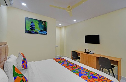 Hyderabad Hotel | Fabhotel Srikara Grand Luxury Rooms