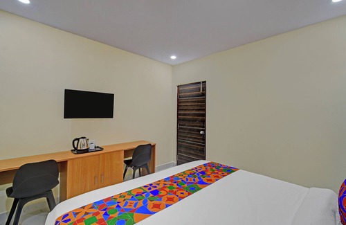 Hyderabad Hotel | Fabhotel Srikara Grand Luxury Rooms