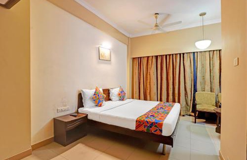 Koyambedu Hotel | FabHotel The Royal Plaza - Koyambedu
