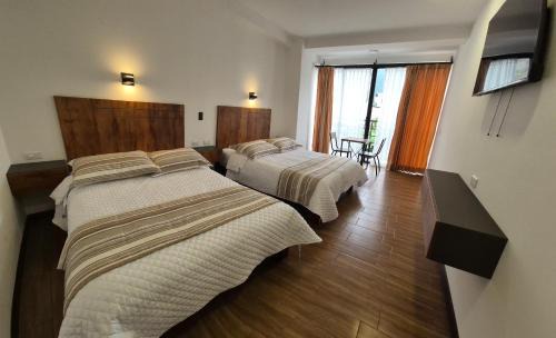 Banos de Agua Santa Hotel | Fabis