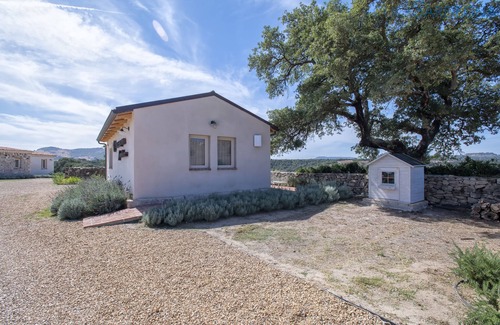 Mores Ski Chalet | Fabulous Shardana cottage with in-room Jacuzzi