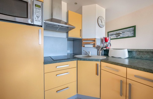 Saint-Brevin-les-Pins Apartment | Facing the sea, apartment for 4 in Saint Brévin