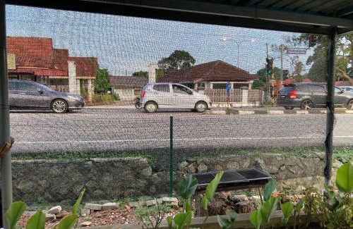 Ayer Molek House | FAHANAZ RESIDENCE