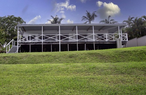 Daleys Point House | Fair View on Daleys by HolidayCo.