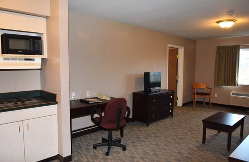 Dupont Hotel | FairBridge Inn & Suites Dupont