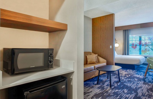 Cortland West Hotel | Fairfield by Marriott Inn & Suites Cortland