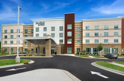 Statesville Hotel | Fairfield by Marriott Inn & Suites Statesville