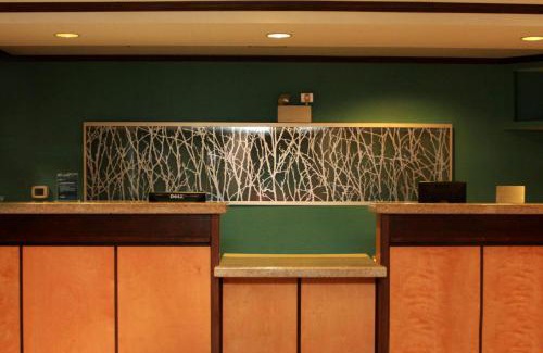 White Hall Hotel | Fairfield Inn & Suites by Marriott Fairmont