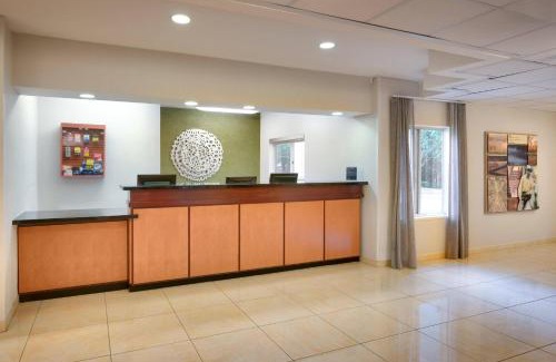 Bridle Trails Hotel | Fairfield Inn & Suites Seattle Bellevue/Redmond