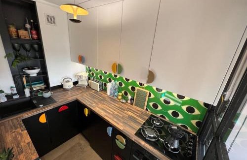 Oliwa Apartment | Fajna Sztuka Art Space! Cudowne mieszkanie z duszą