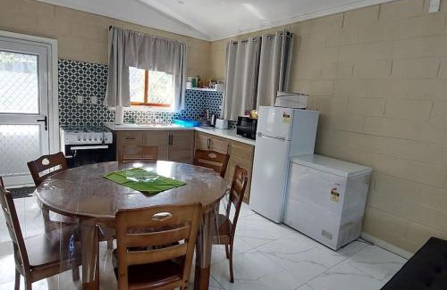 Savaia House | Fale Mailani-2 rooms/AC/hotwater