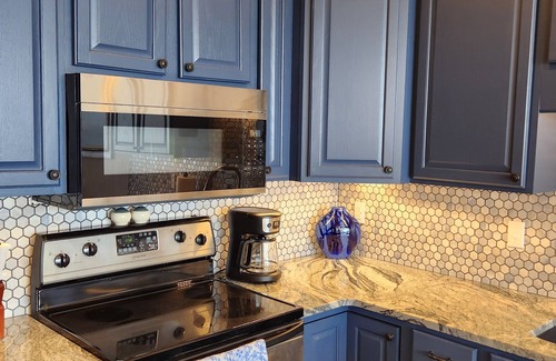 Hollister Condo | Fall Dates open! Luxury Lakefront Condo! 2 King Beds/2 New Baths, What A View!