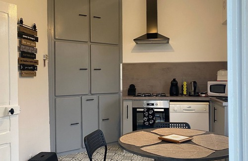 Vieilles-Maisons-sur-Joudry Cottage | Family cottage with enclosed garden near Orleans