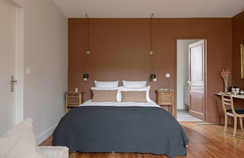 Saint-Germain-au-Mont-d'Or House | Family room 2 to 4 persons hotel near lyon