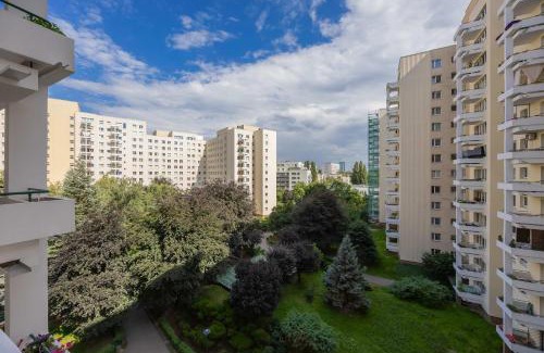 Muranow Apartment | Family Apartment for 6 People in Warsaw by Noclegi Renters