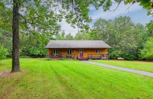 Wisconsin Dells House | Family Cabin with Hot Tub 10 Mi to The Dells!
