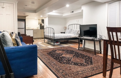 Mount Pleasant Apartment | Family-Friendly 1 Bedroom - Mt. Pleasant-AdMo-CoHi