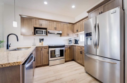 Winnipeg House | Family-Friendly 3BR w/Arcade + 13 Min to Airport