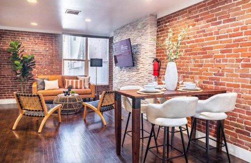 Gaslamp Quarter Apartment | Family-Friendly Apartment with Kitchen