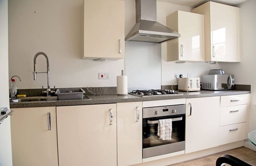 Stanford-le-Hope Apartment | Family-friendly house with garden, free-parking and fast London access