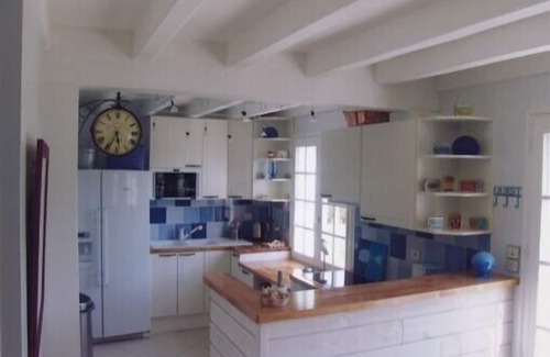 Bangor House | Family home, Belle-Ile-en-Mer, heated pool and spa/jacuzzi, 8/10 people