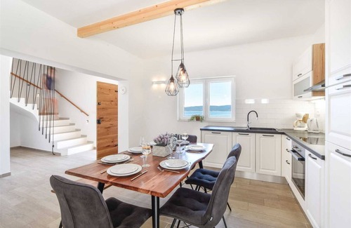 Pisak Villa | Family home in Pisak with a pool and olive garden