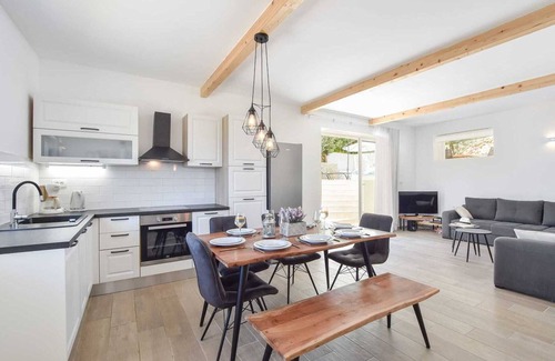 Pisak Villa | Family home in Pisak with a pool and olive garden