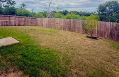 Southside House | Family Home in San Antonio, Texas | 3BR & FREE Parking!